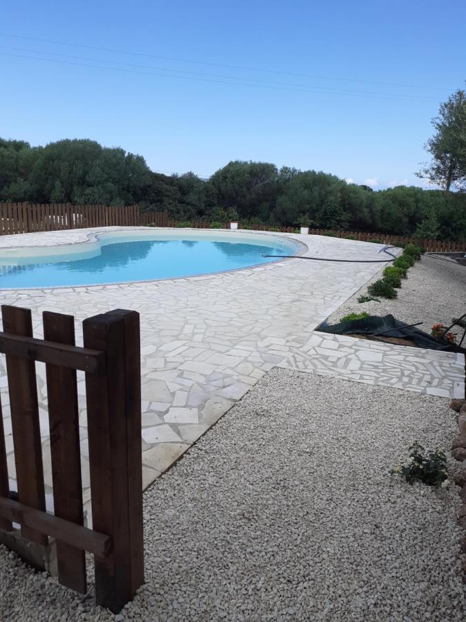 Gli Olivastri Con Piscina,Solarium, Vista Mare ,Sole -Mare E Tanta Natura ,Climatizzatore,Wifi Aglientu Ngoại thất bức ảnh